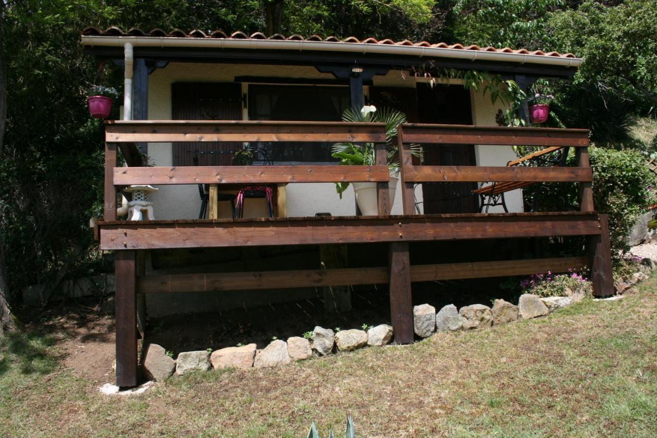 The Petite Chalet Chambre D'Hotes L'Isle-Jourdain  Εξωτερικό φωτογραφία